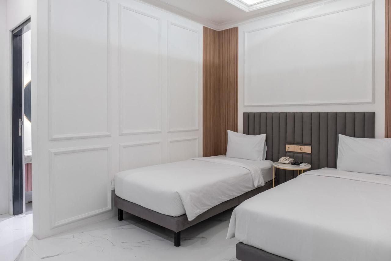 Kala Hotel Semarang Jomblang エクステリア 写真