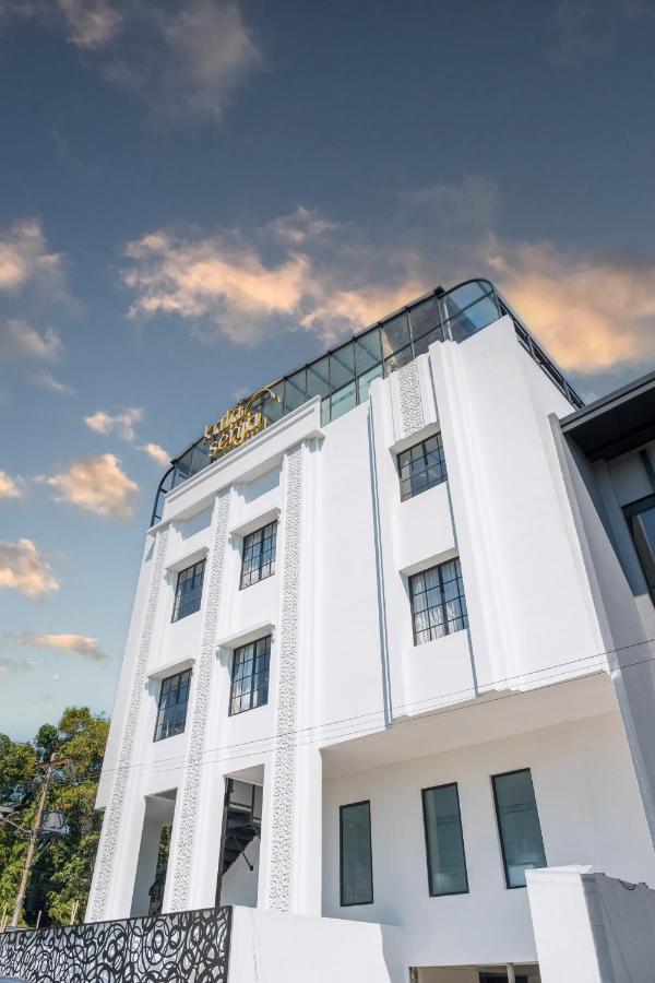 Kala Hotel Semarang Jomblang エクステリア 写真
