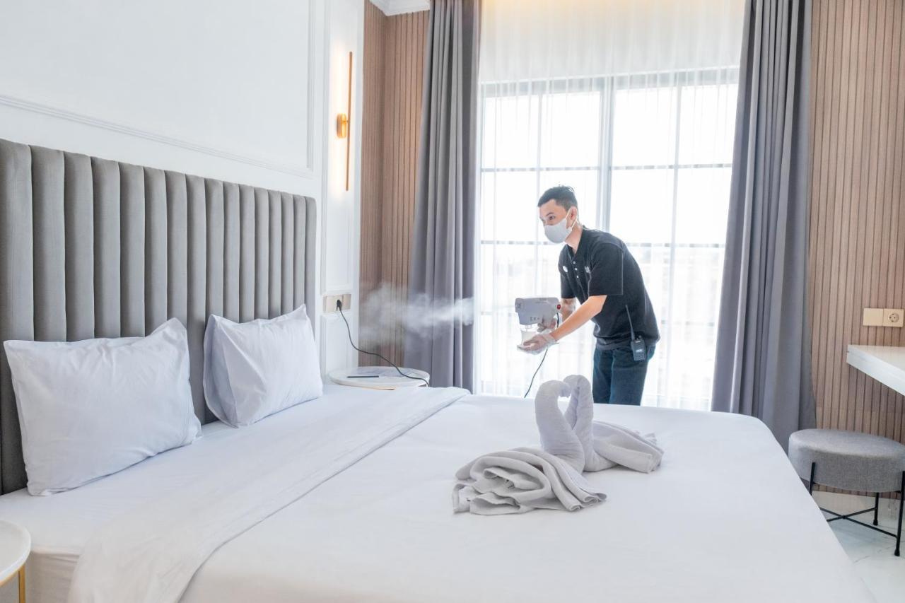 Kala Hotel Semarang Jomblang エクステリア 写真
