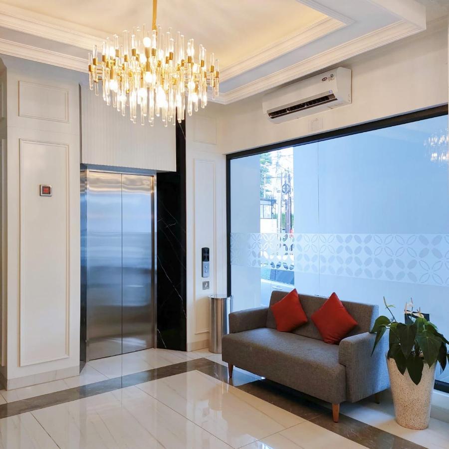 Kala Hotel Semarang Jomblang エクステリア 写真
