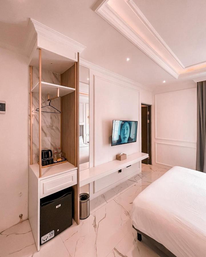 Kala Hotel Semarang Jomblang エクステリア 写真