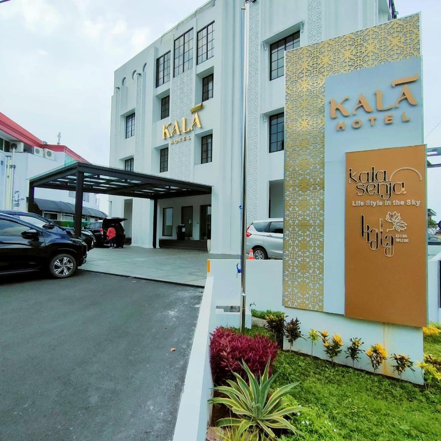 Kala Hotel Semarang Jomblang エクステリア 写真